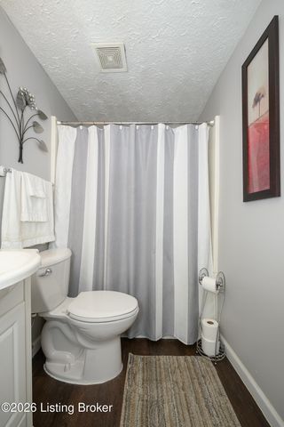 1200 Rudgate Cove, Louisville, KY 40214
