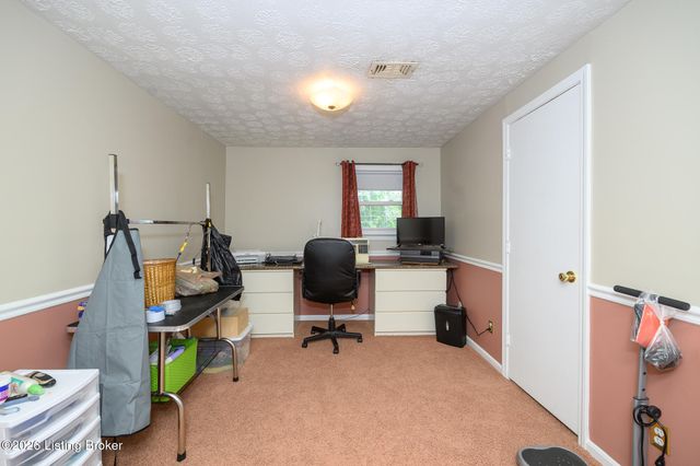 1200 Rudgate Cove, Louisville, KY 40214
