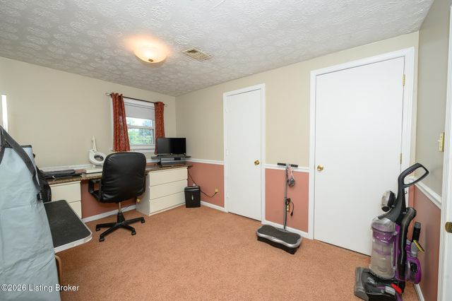 1200 Rudgate Cove, Louisville, KY 40214
