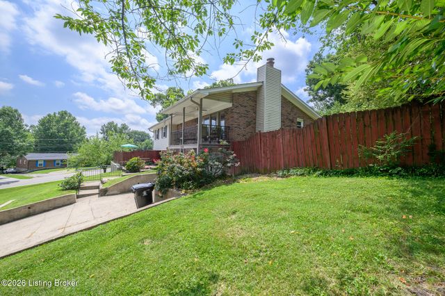 1200 Rudgate Cove, Louisville, KY 40214