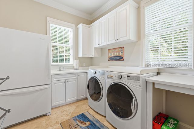 9 Promontory Ct, Hilton Head Island, SC 29928