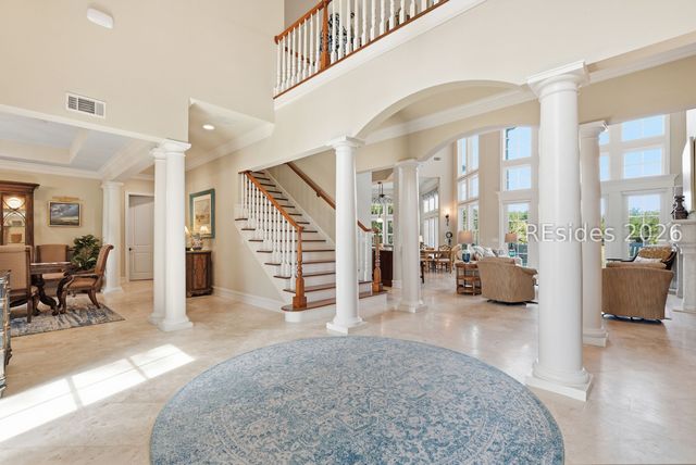 9 Promontory Ct, Hilton Head Island, SC 29928