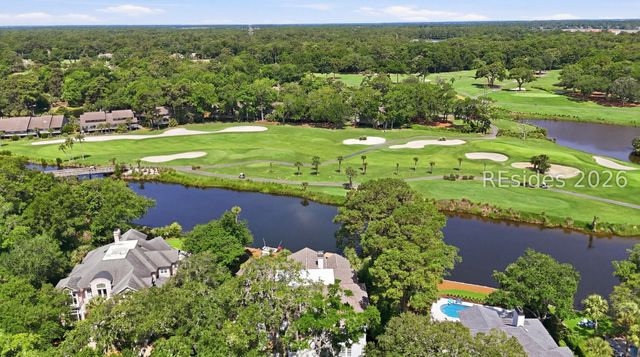 9 Promontory Ct, Hilton Head Island, SC 29928
