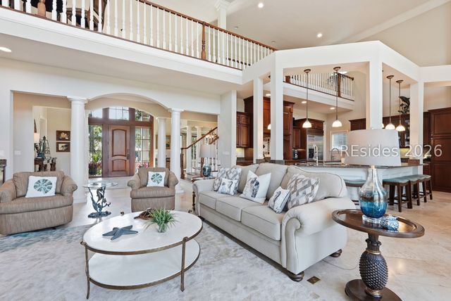9 Promontory Ct, Hilton Head Island, SC 29928