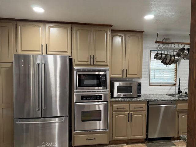3560 Hollyberry A, Vista, CA 92084