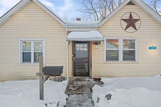 1400 Nurnath Street, Braddock Hills, PA 15221