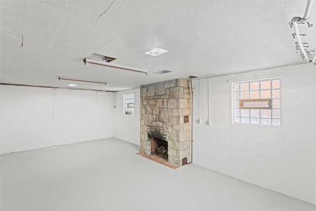 1400 Nurnath Street, Braddock Hills, PA 15221