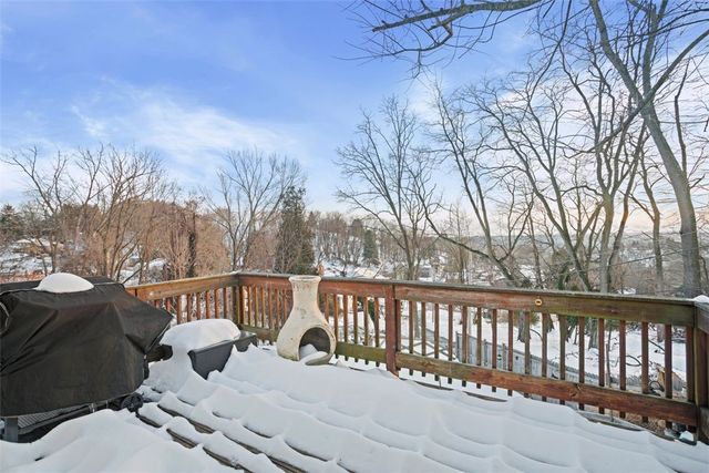 1400 Nurnath Street, Braddock Hills, PA 15221