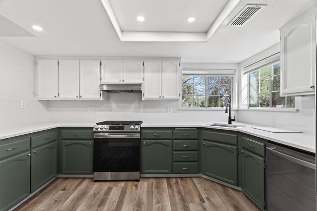 4478 Moyvane Drive, Redding, CA 96001