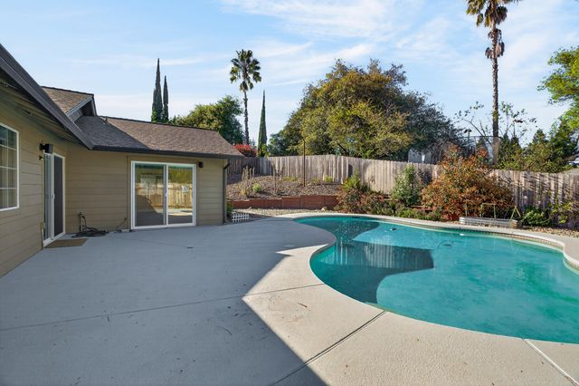 4478 Moyvane Drive, Redding, CA 96001