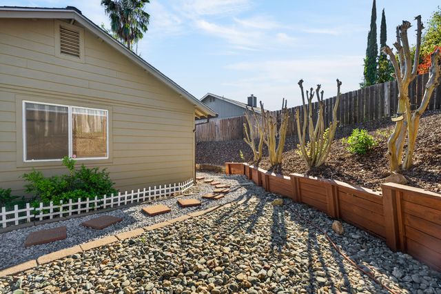 4478 Moyvane Drive, Redding, CA 96001