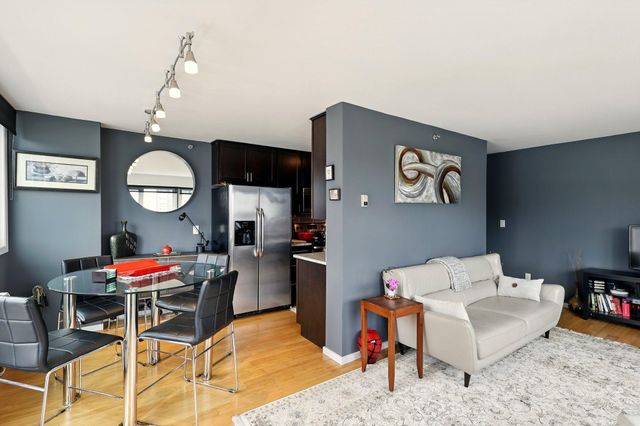 433 S 7th Street 1623, Minneapolis, MN 55415