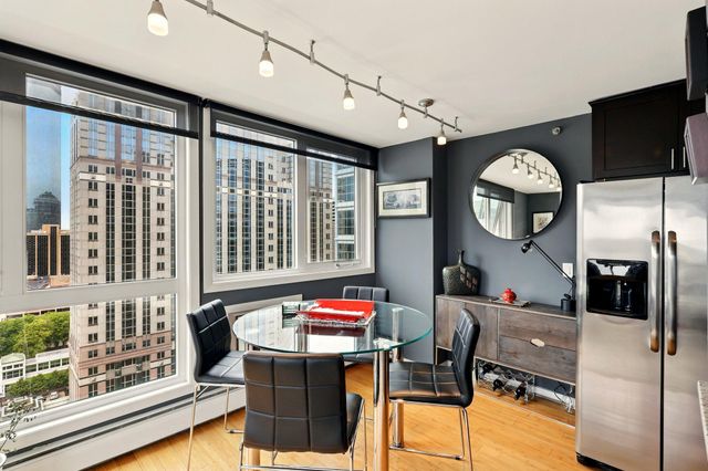 433 S 7th Street 1623, Minneapolis, MN 55415