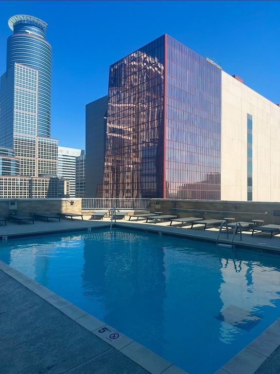 433 S 7th Street 1623, Minneapolis, MN 55415