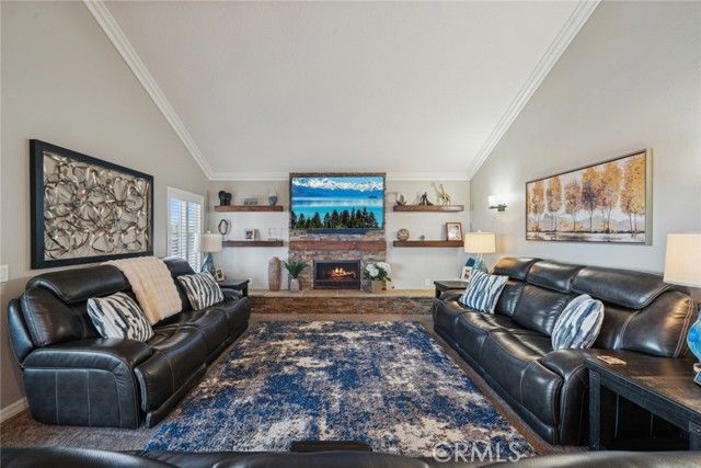 736 S Flicker Court, Anaheim, CA 92807