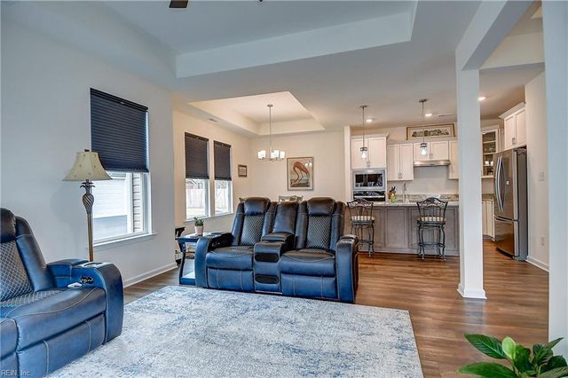 221 Richmond AVE, Smithfield, VA 23430