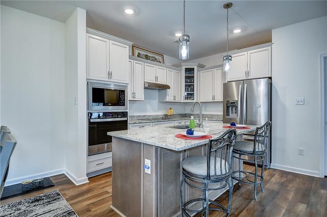 221 Richmond AVE, Smithfield, VA 23430