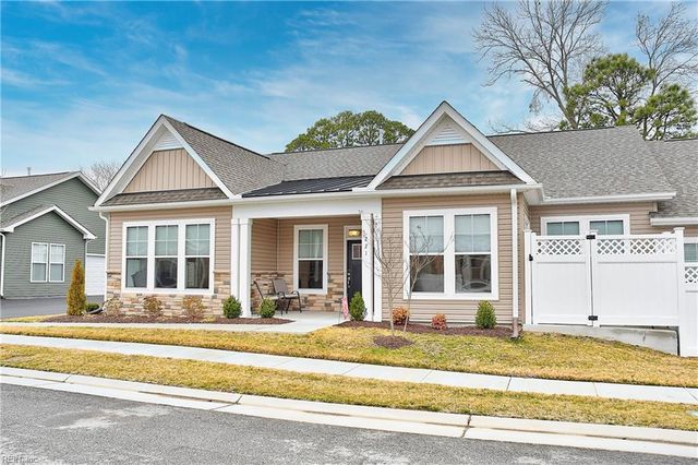 221 Richmond AVE, Smithfield, VA 23430