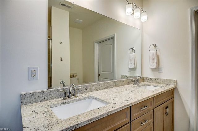 221 Richmond AVE, Smithfield, VA 23430