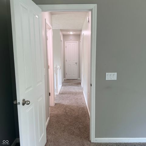 10804 Thistle, Fishers, IN 46038