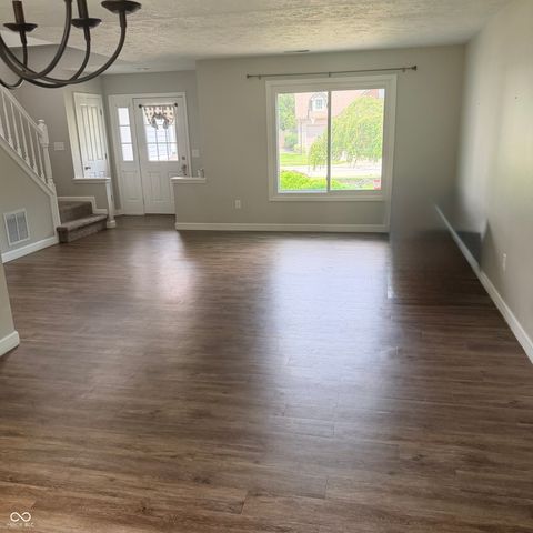 10804 Thistle, Fishers, IN 46038