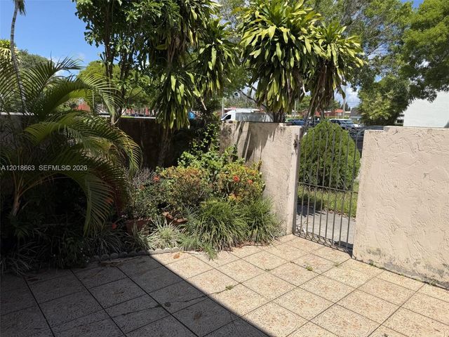 9127 SW 96th Ave, Miami, FL 33176