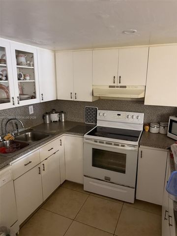 9127 SW 96th Ave, Miami, FL 33176