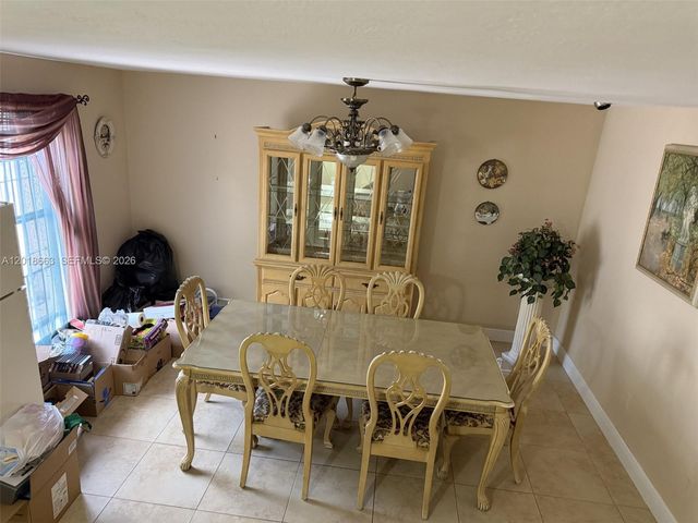 9127 SW 96th Ave, Miami, FL 33176