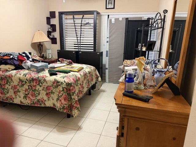 9127 SW 96th Ave, Miami, FL 33176