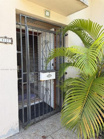 9127 SW 96th Ave, Miami, FL 33176