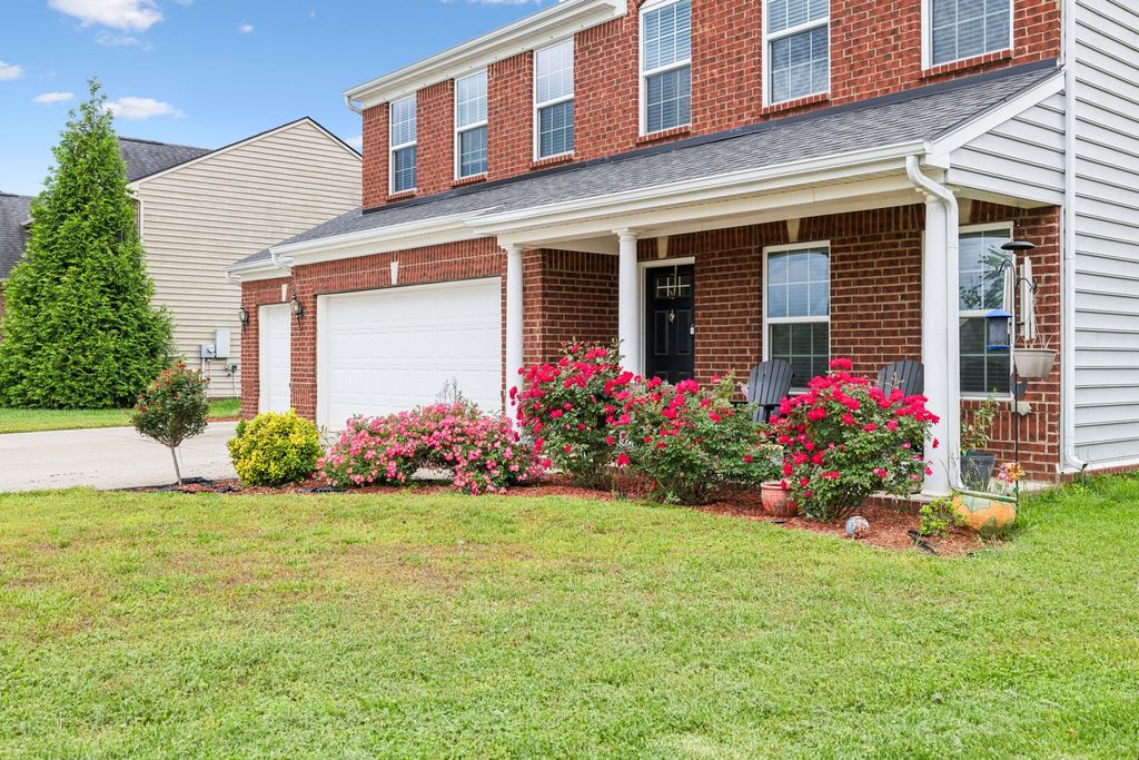 1326 Amboress Ln, Murfreesboro, TN 37128