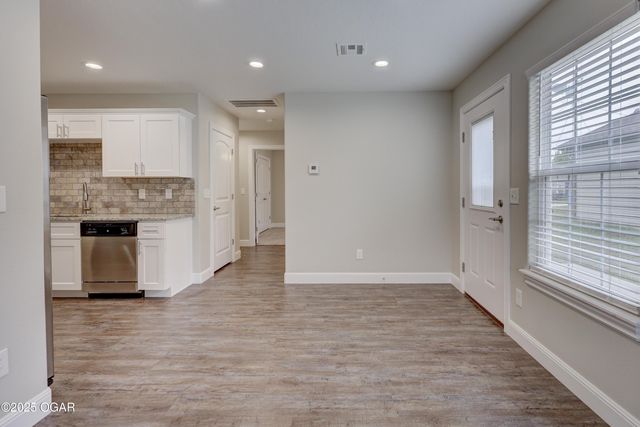 1815 S Pennsylvania Avenue, Joplin, MO 64804