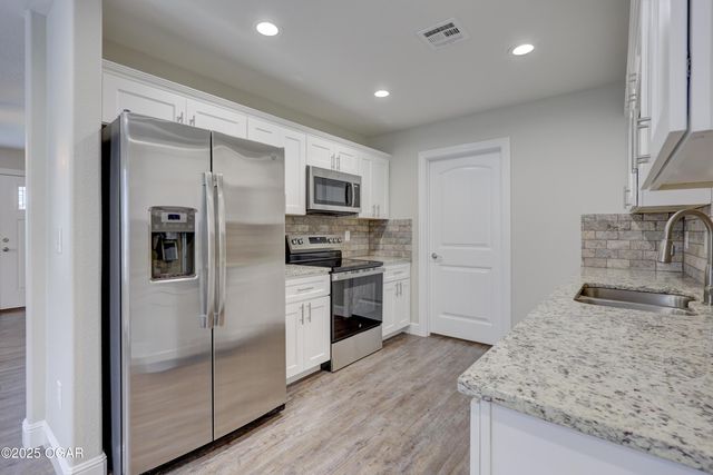 1815 S Pennsylvania Avenue, Joplin, MO 64804