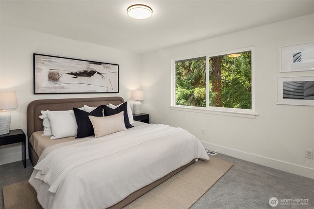 10717 166th Court NE, Redmond, WA 98052
