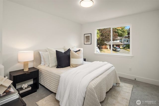 10717 166th Court NE, Redmond, WA 98052