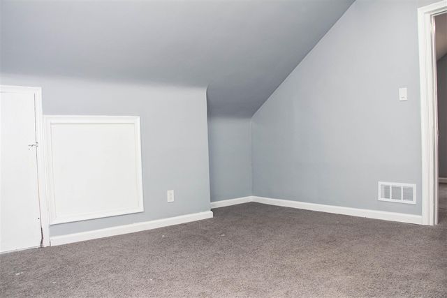18296 Evergreen Road, Detroit, MI 48219