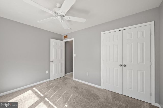 239 RAILROAD AVE, Ephrata, PA 17522