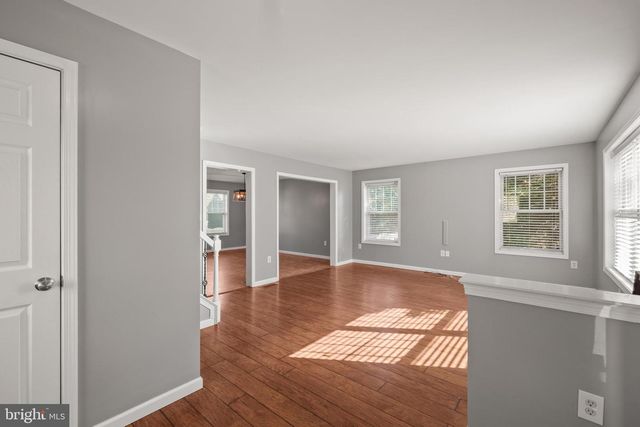 239 RAILROAD AVE, Ephrata, PA 17522