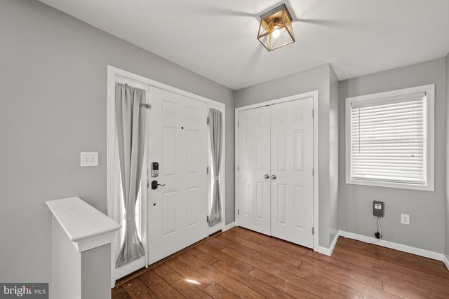 239 RAILROAD AVE, Ephrata, PA 17522