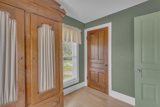 6750 County Farm Road, Jackson, MI 49201