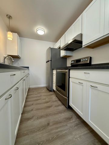 227 WOODRIDGE STREET, Fairbanks, AK 99709