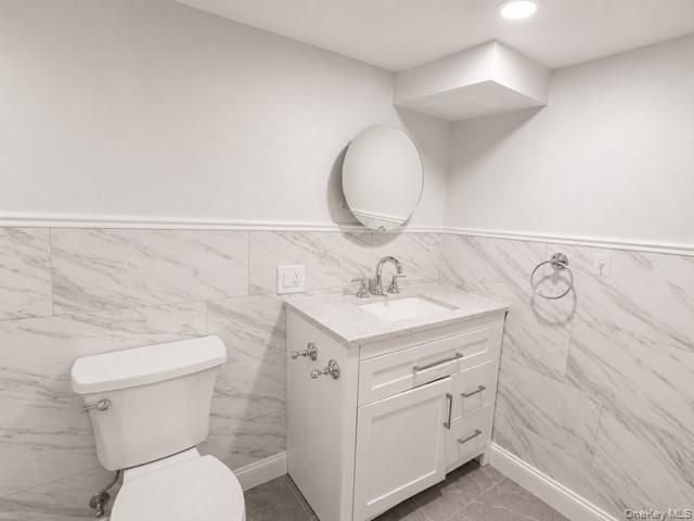 42 Marbourne Road, Bethpage, NY 11714