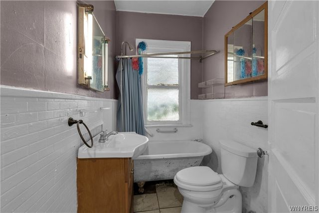 97 Burch Avenue, West Seneca, NY 14210