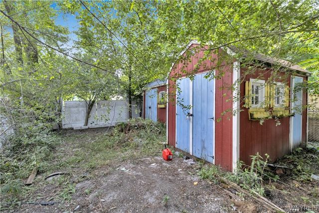 97 Burch Avenue, West Seneca, NY 14210