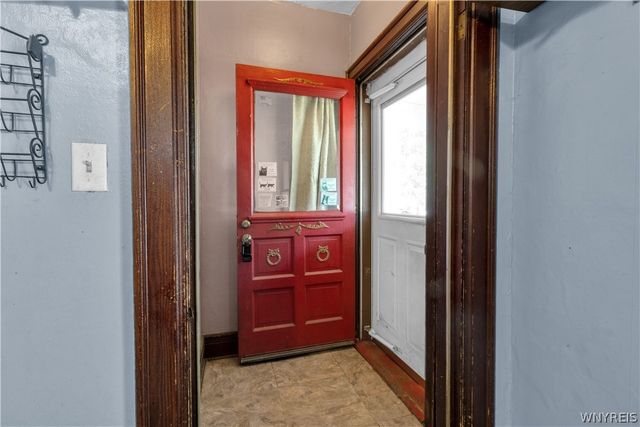 97 Burch Avenue, West Seneca, NY 14210