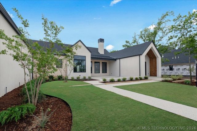 17744 E White Tail Cove, Owasso, OK 74055