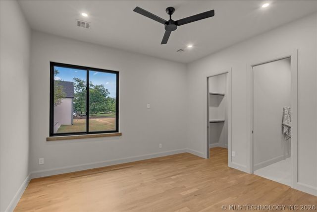 17744 E White Tail Cove, Owasso, OK 74055