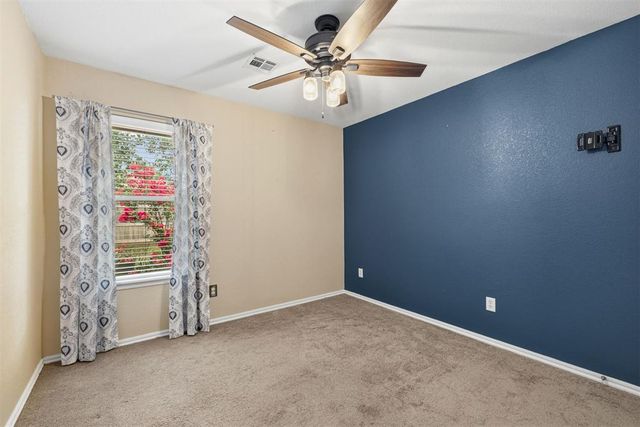 905 Shadowhill Street, Norman, OK 73071