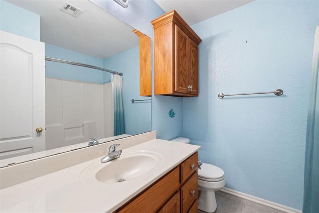 905 Shadowhill Street, Norman, OK 73071