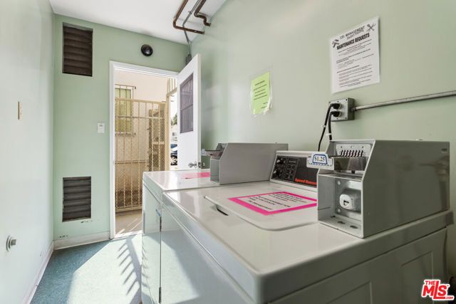 1150 W 29th Street, Los Angeles, CA 90007